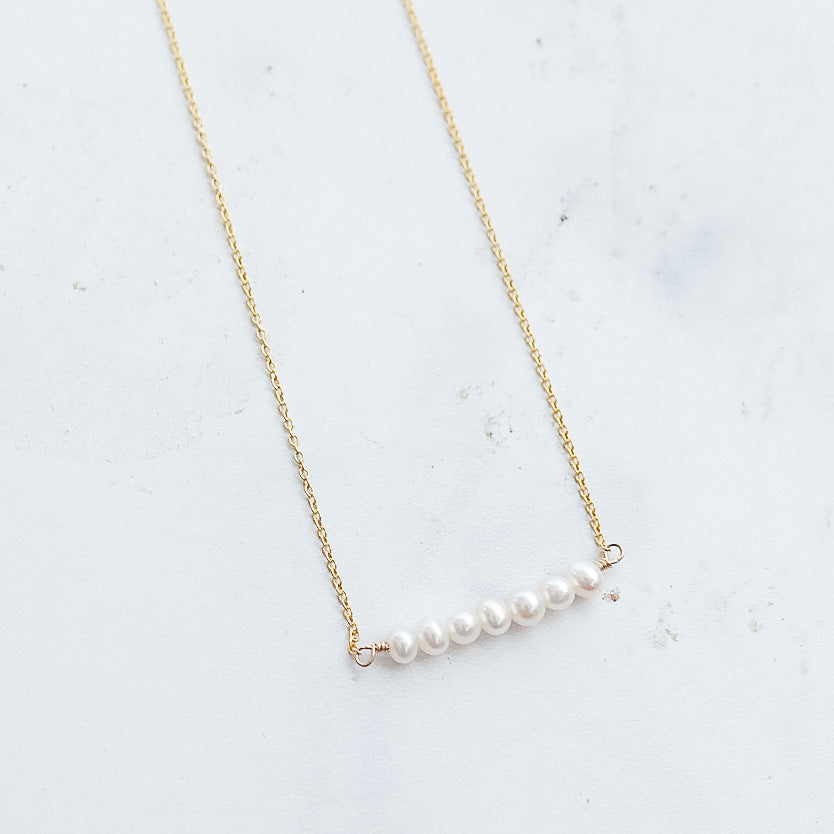 Anna Bar Necklace - Fresh Water Pearl